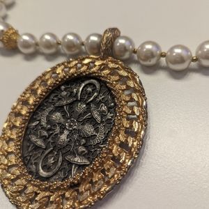 Pear pendant necklace